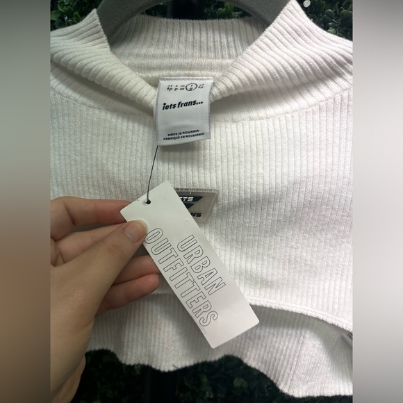 (Final mark down) NWT Urban Outfitters | Ribbed Crop - Picture 2 of 7